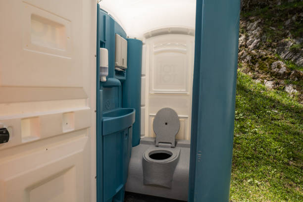 Best Temporary restroom rental  in Burien, WA