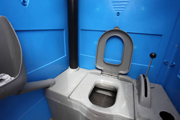 Best Portable restroom trailer rental  in Burien, WA